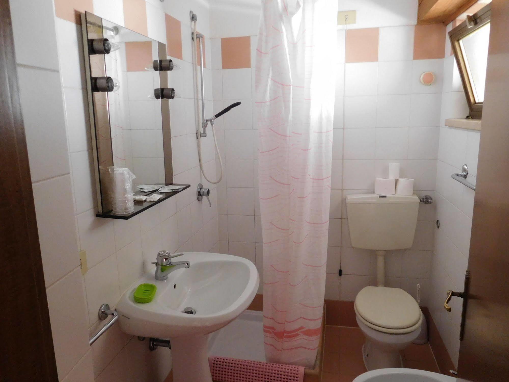 Antico Albergo Sant'Antonio Fonzaso Dış mekan fotoğraf