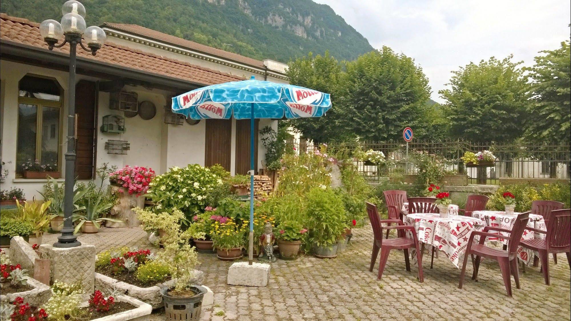 Antico Albergo Sant'Antonio Fonzaso Dış mekan fotoğraf